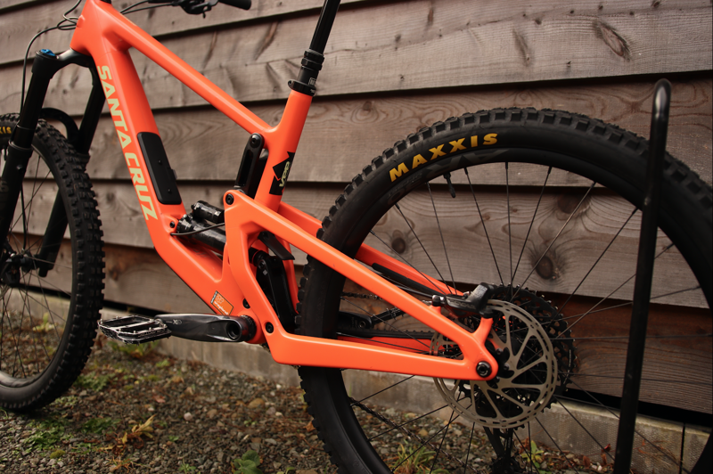 Current Demo Bike - Santa Cruz Bronson C S Model 23 - Large Sockeye Sal-11